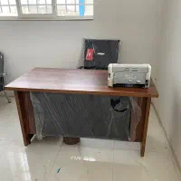 ست میز و صندلی اداری نو|دفتر کار|شاهین‌شهر, خانه کارگر|دیوار