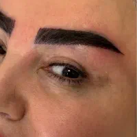 کاشت ابروی طبیعی با شرایط ویژه در رشت