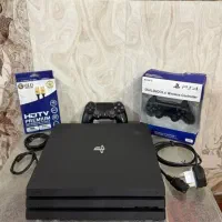 سونی پی اس ۴ پرو یک ترا با لوازم کامل