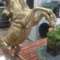 مجسمه اسب برنجی