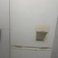 یخچال فریزر آیسان سالم