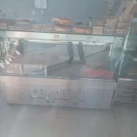 ویترین و یخچال قنادی