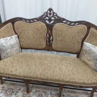 مبل کلاسیک ۷نفره همراه با میزوعسلی