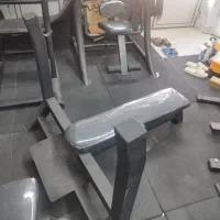 وسایل باشگاه بدنسازی