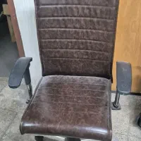 صندلی اداری و مدیریتی