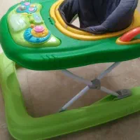 روروک وتخت نوزاد