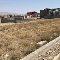 زمین ۲۰۰متری