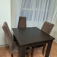 میز غذاخوری ۴ نفره
