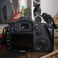 دوربین حرفه ای Canon EOS 7D