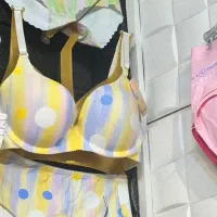 لباس زیر سوتین