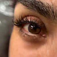 کاشت مژه تخصصی|خدمات آرایشگری و زیبایی|بندر انزلی, آخرخط|دیوار