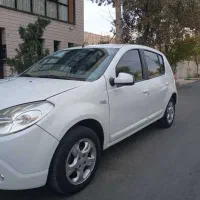 ساندرو اتومات مدل ۹۵ سفید