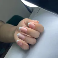 کاشت ناخن اقتصادی و حرفه ای