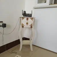 میز تلفن پایه دار