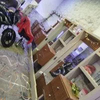 دیزاین اینه و تمامی وسایل آرایشگاهی