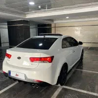 سراتو کوپه ۲۰۱۳ بی رنگ عروسک