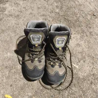 کفش کوهنوردی و کفش های اسپرت