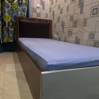 تخت خواب یک نفره