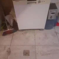 ماشین ظرفشوریی