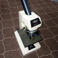 میکروسکوپ فوق حرفه‌ای Swift M3200 اصل