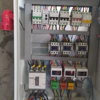 تابلو ساز برق صنعتی سه فاز و تک فاز|خدمات پیشه و مهارت|صحنه, |دیوار