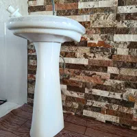 روشویی همراه با شیر