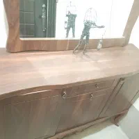 اینه کنسول و میز نو سالم وشمع دونی