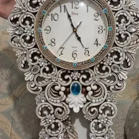 ساعت دیواری سفید