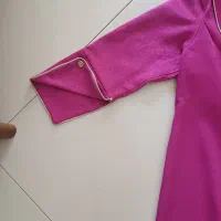 تعدادی لباس|لباس|تهران, فلسطین (میدان انقلاب)|دیوار