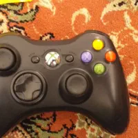 دسته xbox 360 همراه با کابل شارژ،اصل|کنسول، بازی ویدئویی و آنلاین|تبریز, |دیوار