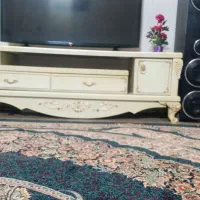 گنجه و میز تلویزیون