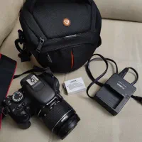دوربین 600D با دو عدد باتری،شارژر و کیف ونگارد