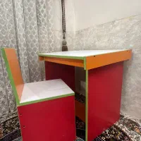 میز تحریر و صندلی