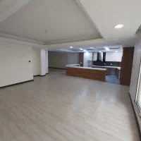 ۱۴۰ متری / ۳ خوابه / بازسازی شده / سعادت آباد