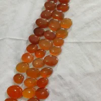 تعدادی عقیق یمنی اصل به فروش می‌رسد