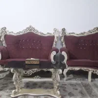 مبل کلاسیک با میز عسلی ست