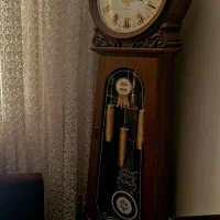 ساعت ایستاده چوبی