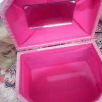 جعبه لوازم آرایشی|زیورآلات و اکسسوری|رباط‌کریم, رباط‌کریم|دیوار