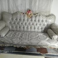 مبل سلطنتی با میز عسلی