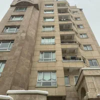 فروش فوری ۱۴۰ متر آپارتمان ۲ خ / لوکیشن دنج / فول