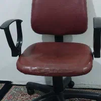 صندلی چرخ دار اداری