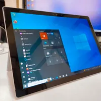 سرفیس پرو cpu i7 استثنایی مشابه نو