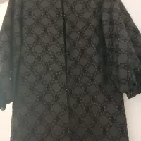 تعدادی مانتو وشومیز