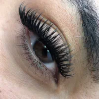 کاشت و اکستنشن مژه حرفه ای با بهترین قیمت|خدمات آرایشگری و زیبایی|اراک, |دیوار