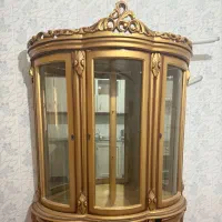 ویترین چوب گردو