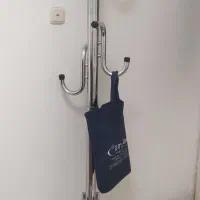 چوب لباسی ایستاده