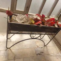گلدان فلزی
