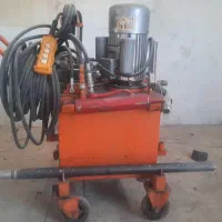 جک هیدرولیک برقی و بخاری کارگاهی