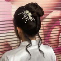 بیا برات این مدل شنیون با۲۲۰تومن بزنم|خدمات آرایشگری و زیبایی|همدان, |دیوار