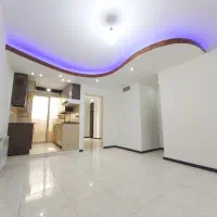 ۴۰ متر، رو به افتاب، ویو فضای سبز بدون مشرف